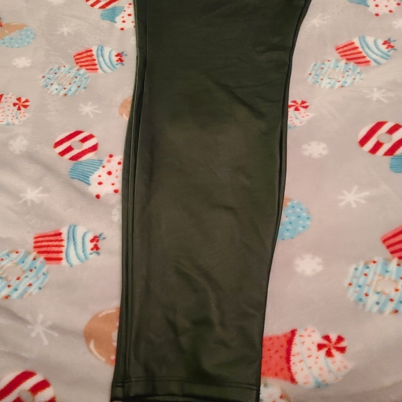 Torrid faux leather stretchy leggings. NWT. Black. - Picture 8 of 9